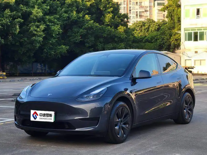 Model Y 2024 rear-wheel drive version