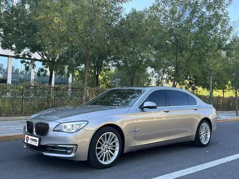 BMW 7 Series 2014 730Li Premium Edition