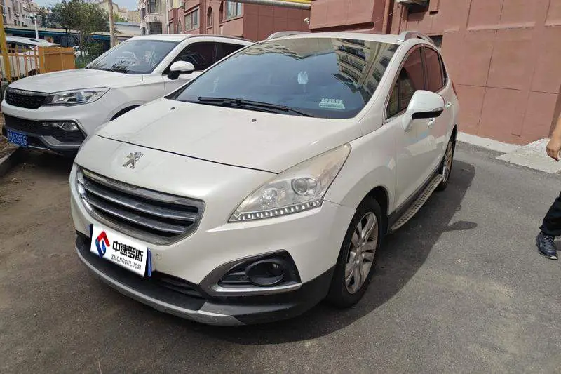Peugeot 3008 2014 1.6THP Roland Garros Edition