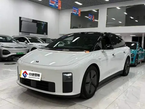 Ideal i6 2025 two-wheel drive standard version
