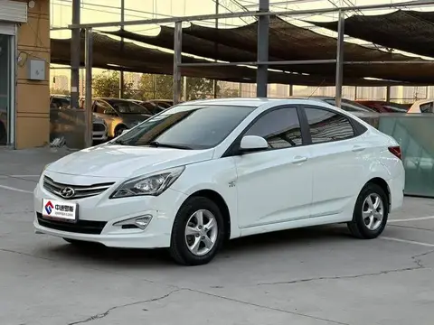 Rena 2016 1.4L Manual Smart GLS