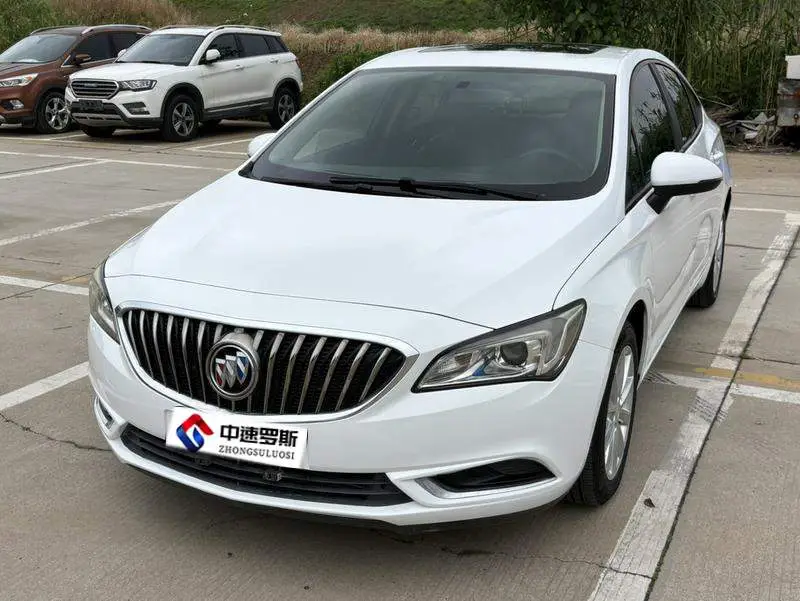 Valeant 2015 Sedan 20T Dual Clutch Leading Modelo