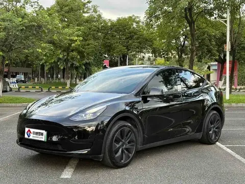 الطراز Y 2023 rear-wheel drive version
