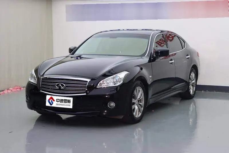 Infiniti Q70 2013 Q70L 2.5L Elegant Edition