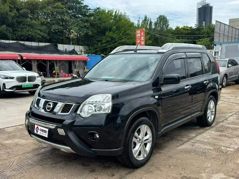 X-Trail 2012 2.5L CVT Deluxe 4WD