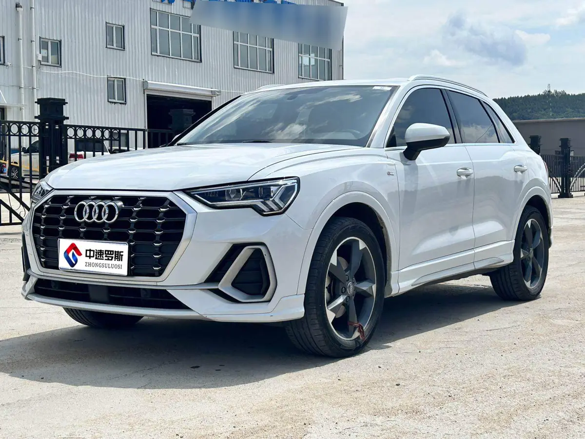 Audi Q3 2021 35 TFSI Stylish and Dynamic