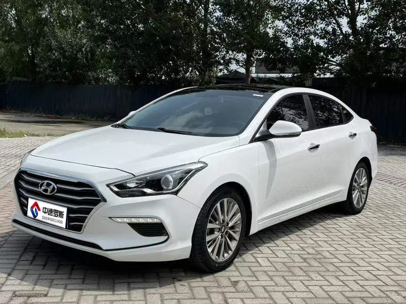 Name map 2017 1.8L Automatic Premium DLX National V
