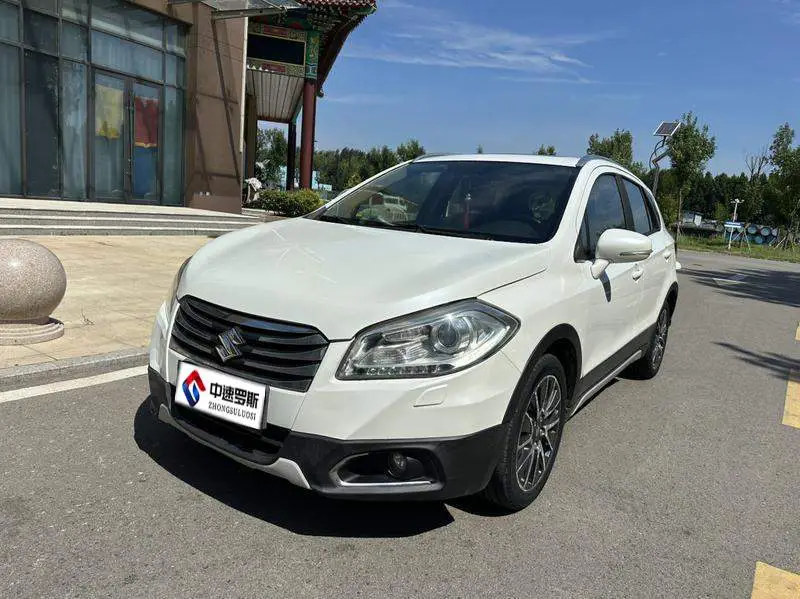 Fengyu 2015 1.6L CVT 4WD Elite