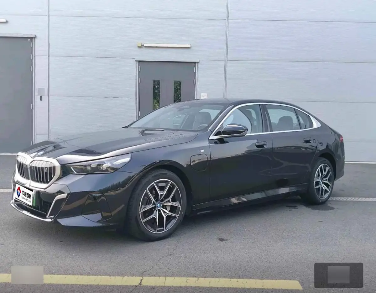 BMW i5 2025 eDrive 40L M Sport Package
