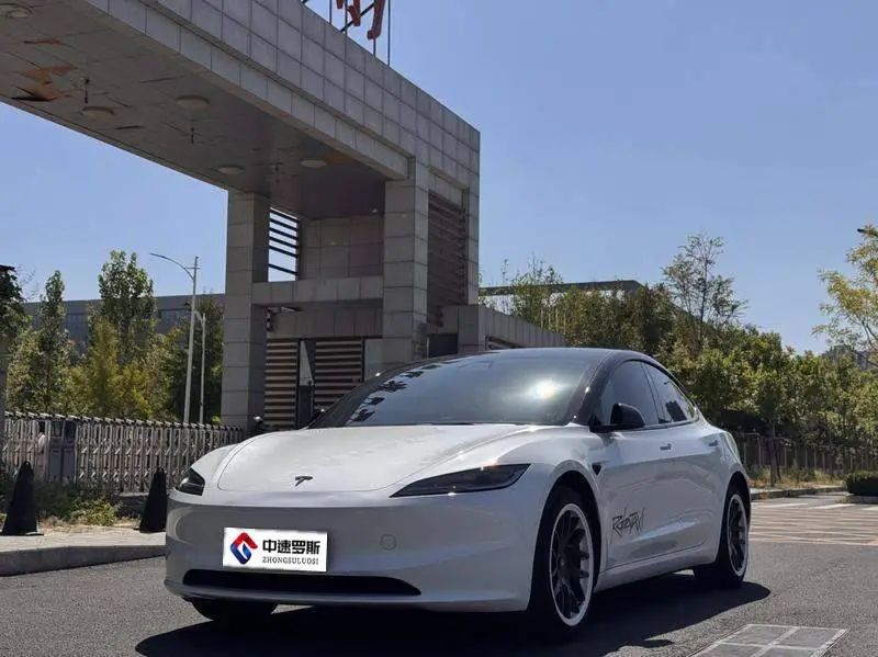 Model 3 2023 Long Range All-Wheel Drive