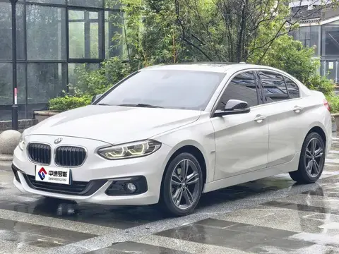 BMW 1 السلسلة 2018 118i Sports