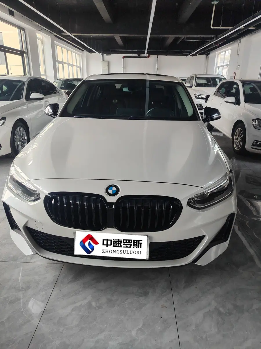 BMW 1 Series 2022 120i M Sport Night Edition