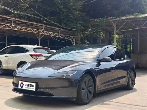 Модель 3 2023 rear-wheel drive version