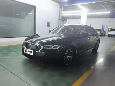 BMW 5 Série 2022 530Li Leading M Sport Package