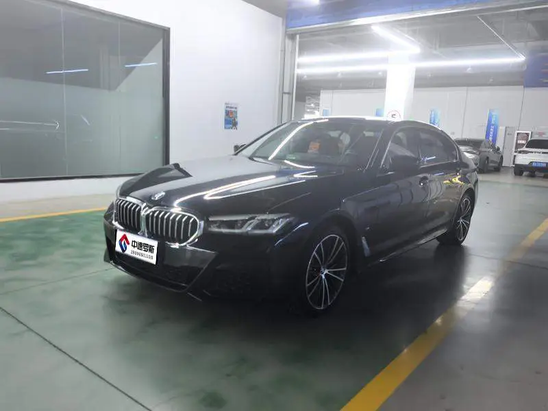 BMW 5 Series 2022 530Li Leading M Sport Package