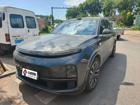 Ideal L8 2025 Max Intelligent Renewal Edition