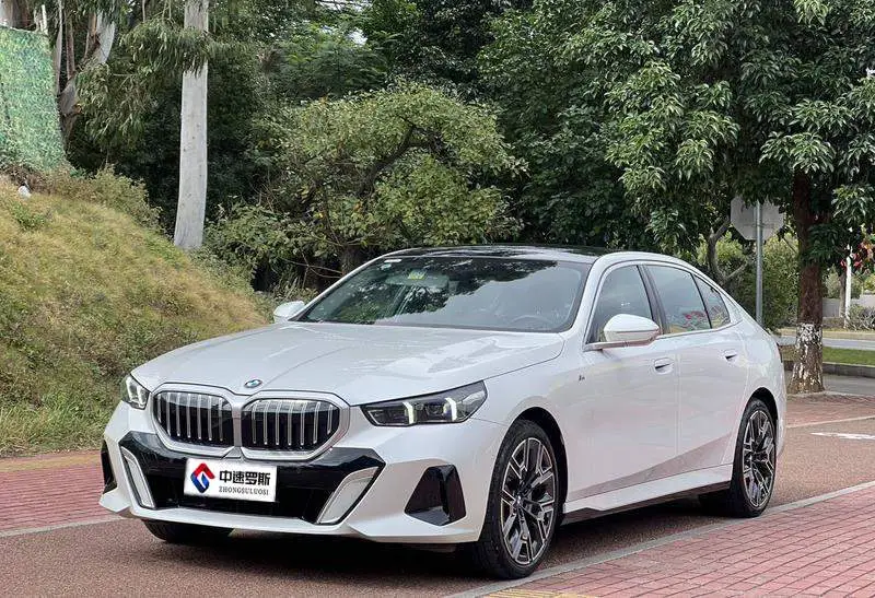 BMW 5 ซีรีส์ 2024 530Li Premium M Sport Package