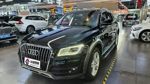 Audi Q5 2018 Collector's Edition 40 TFSI Technology Edition
