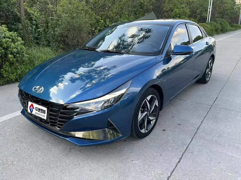 Elantra 2021 1.5L CVT LUX Premium Edition