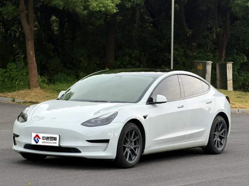 Modèle 3 2021 Standard Range RWD Upgraded Version