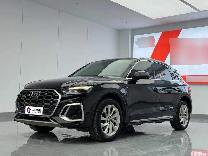 Audi Q5L 2021 40 TFSI Stylish and Elegant