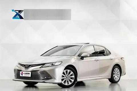 Camry 2018 2.0G Deluxe Edition