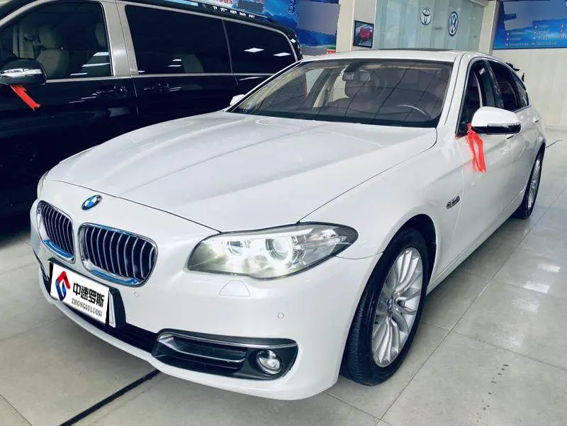 BMW 5 Series 2014 525Li Luxury Design Package
