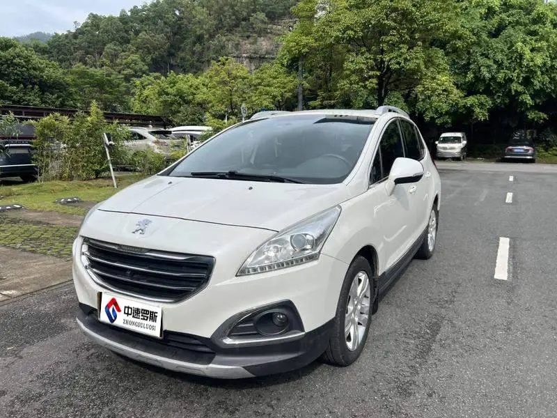 Peugeot 3008 2015 1.6THP Roland Garros Edition
