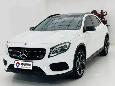 Mercedes-Benz GLA 2018 GLA 220 4MATIC Sport