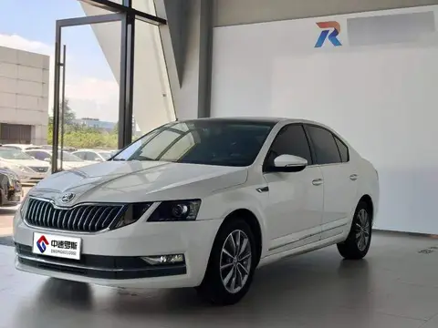 Octavia 2020 1.5L Automatic Intelligent Luxury Edition