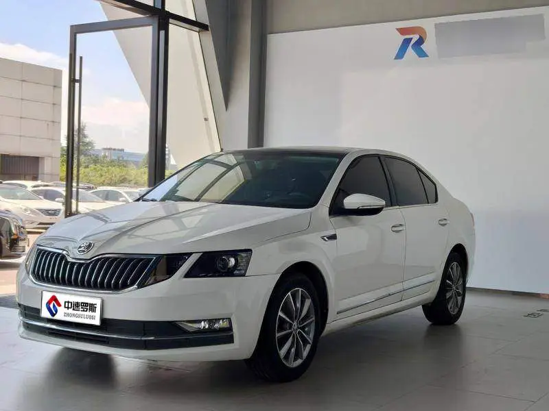 Octavia 2020 1.5L Automatic Intelligent Luxury Edition