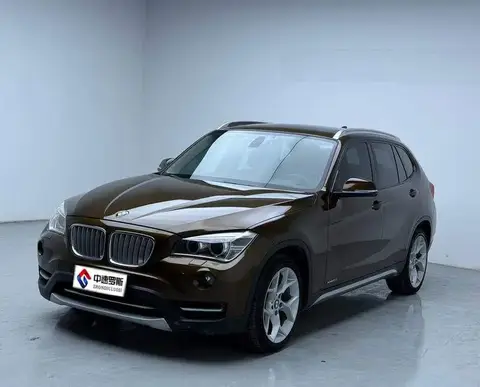 BMW X1 2013 xระบบขับเคลื่อน20i X Design Package