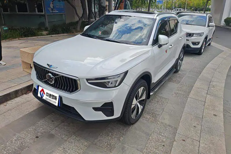 Volvo XC40 2024 B3 Zhiyuan Deluxe Edition