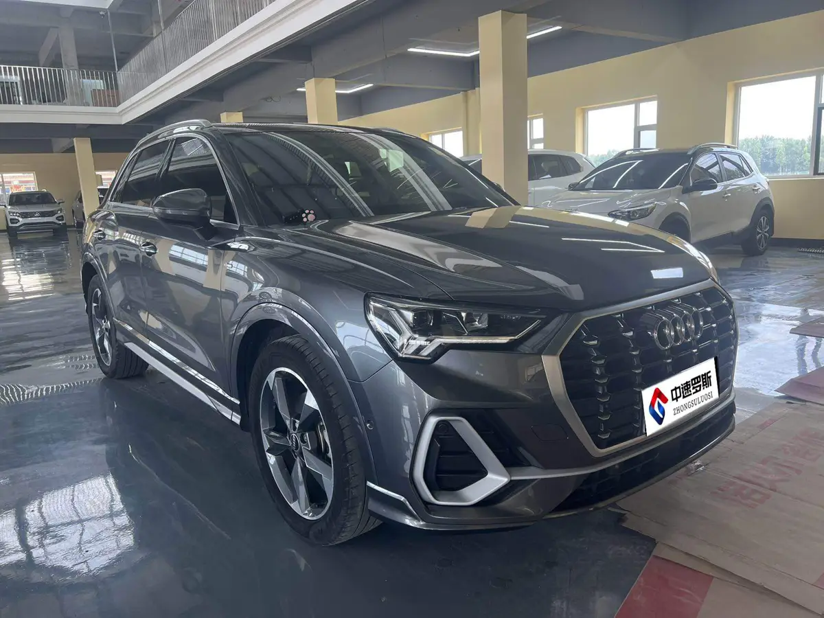 Audi Q3 2023 35 TFSI Fashion Dynamic Edition (1.4T)