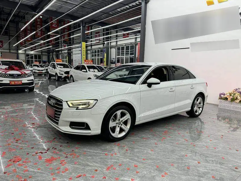 Audi A3 2020 Limousine 35 TFSI Progressive National VI