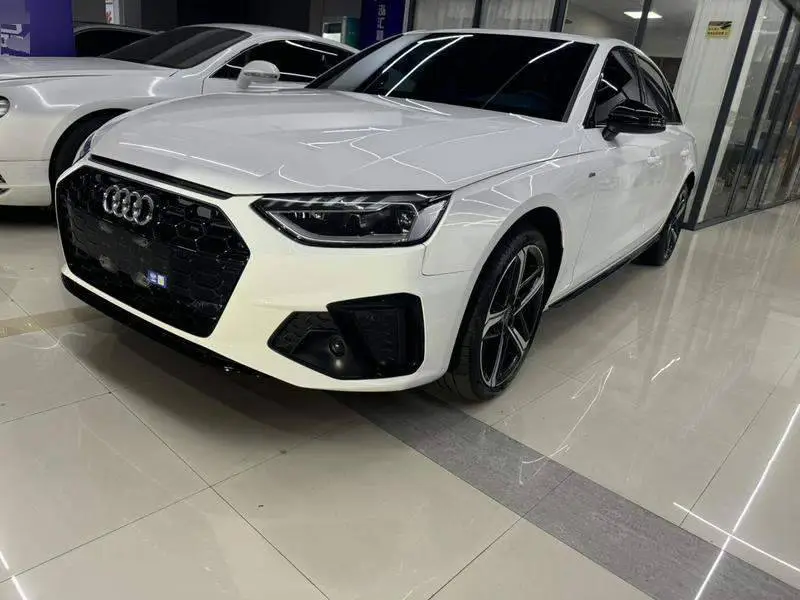 Audi A4L 2024 40 TFSI Luxury Dynamic Edition