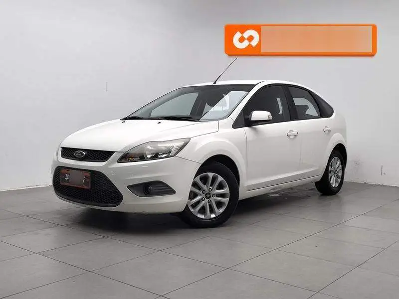 Fox 2013 Hatchback Classic 1.8L Automatic Basic Model