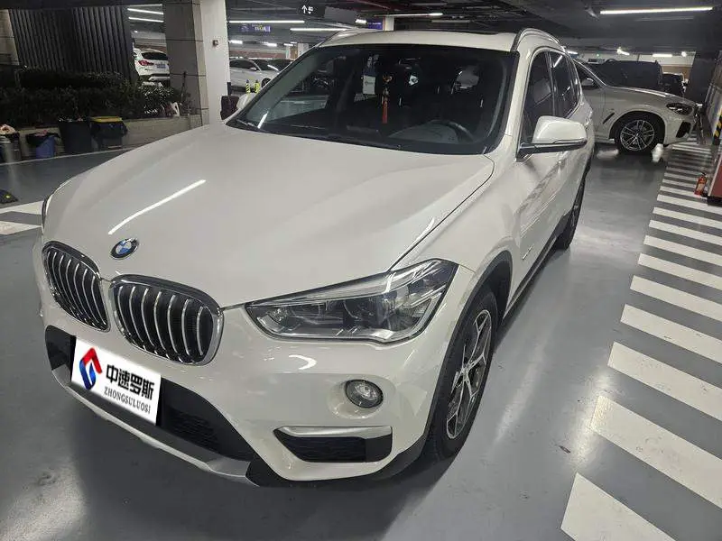 BMW X1 2018 sDrive18Li Fashion Model
