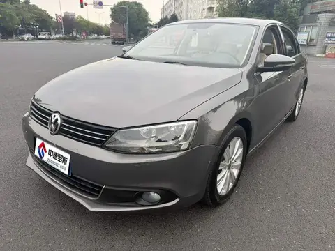 Sagitar 2014 Model 1.6L Automatic Comfort