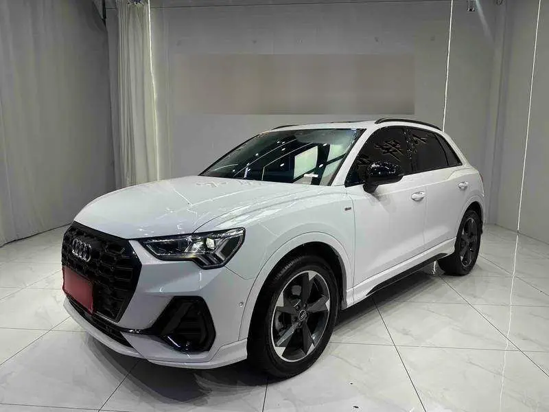Audi Q3 2022 35 TFSI Stylish and Dynamic
