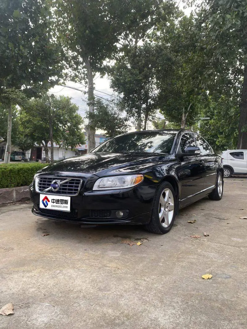 Volvo S80L 2010 2.5T Smart Edition