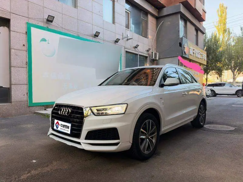 Audi Q3 2018 30th Anniversary Mẫu 30 TFSI Fashion Edition