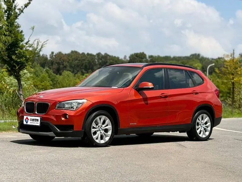 BMW X1 2012 sระบบขับเคลื่อน18i Luxury