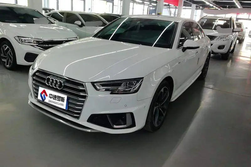 Audi A4L 2019 40 TFSI Fashion National VI