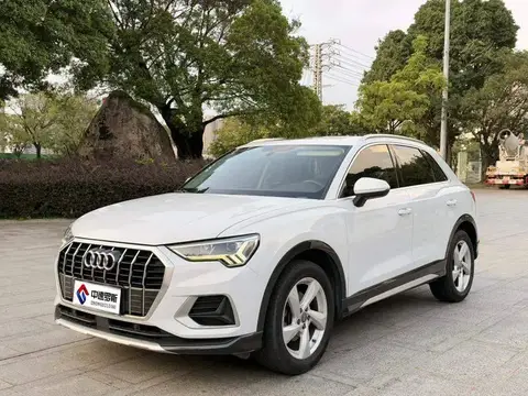 Audi Q3 2019 35 TFSI Progressive Dynamic Edition