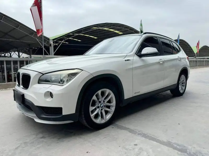 BMW X1 2014 sDrive18i Leading Model