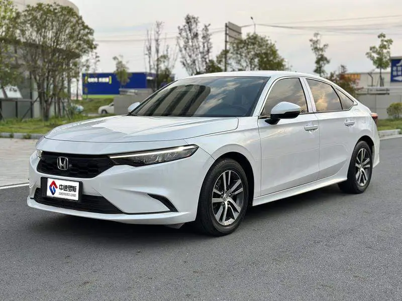 Stylish 2023 240TURBO CVT Technology Edition