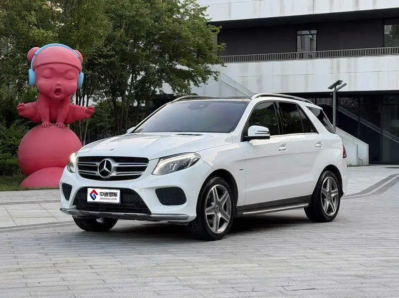 Mercedes-Benz GLE 2018 GLE 400 4MATIC Collector's Edition