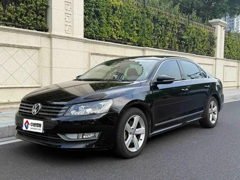 Passat 2013 1.8TSI DSG Royal Edition