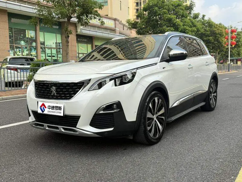 Peugeot 5008 2017 380THP 7-seat luxury GT version